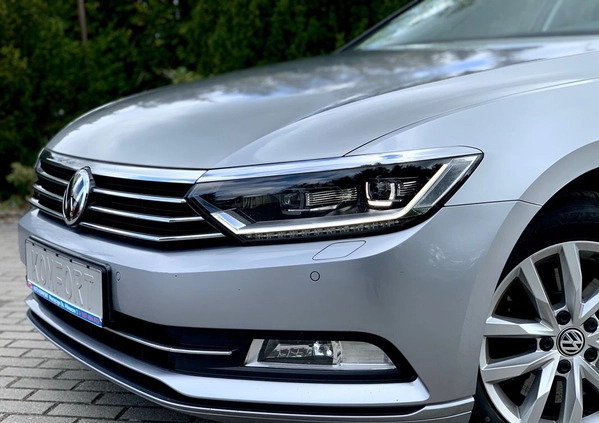 Volkswagen Passat cena 64999 przebieg: 198000, rok produkcji 2018 z Piła małe 781